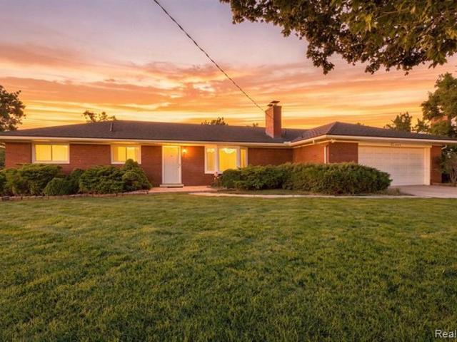 House for sale in Grosse Ile, Michigan