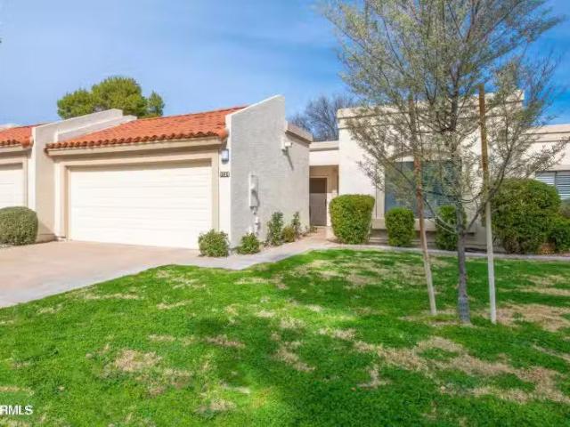 Condo for sale in Peoria, Westbrook Village