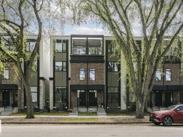 Townhouse for sale in Wedgewood, Alberta
