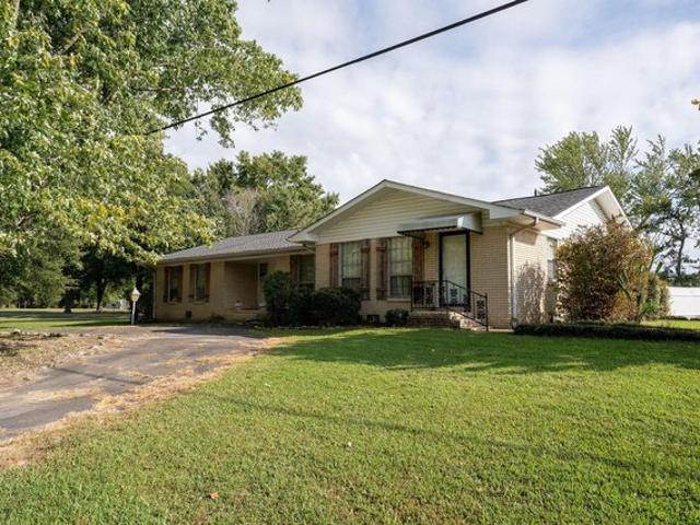 House for sale in Henagar, Alabama