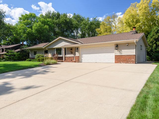 House for sale in Greenfield Park, Wisconsin