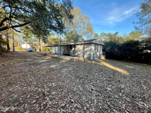 House for sale in Diamondhead, Mississippi