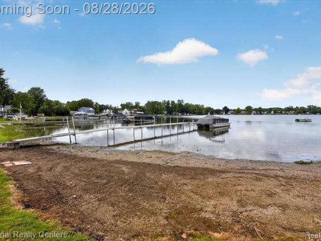 House for sale in Hamburg, Michigan
