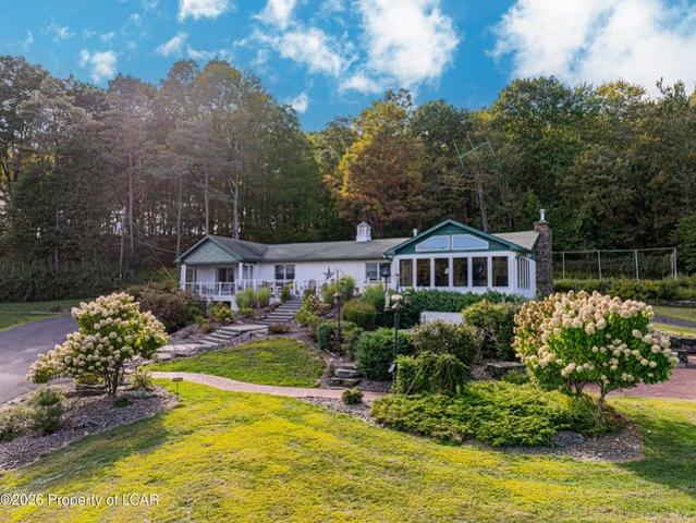 House for sale in Shavertown, Pennsylvania