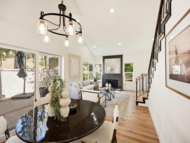 Townhouse for sale in Oak Park, California