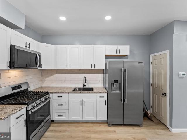 Townhouse for sale in Camden, New Jersey