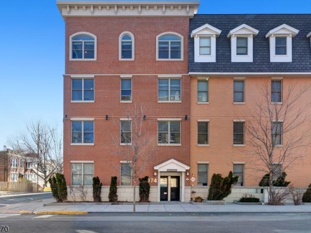 Condo for sale in Hudson, New Jersey