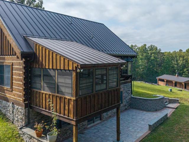 House for sale in Care Free Acres, Boyce