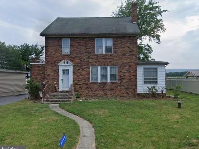 House for sale in Pleasant Hall, Pennsylvania