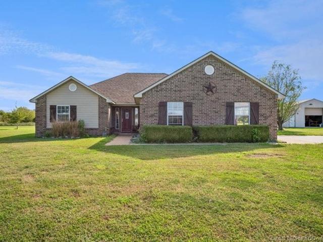 House for sale in Oologah, Rogers County
