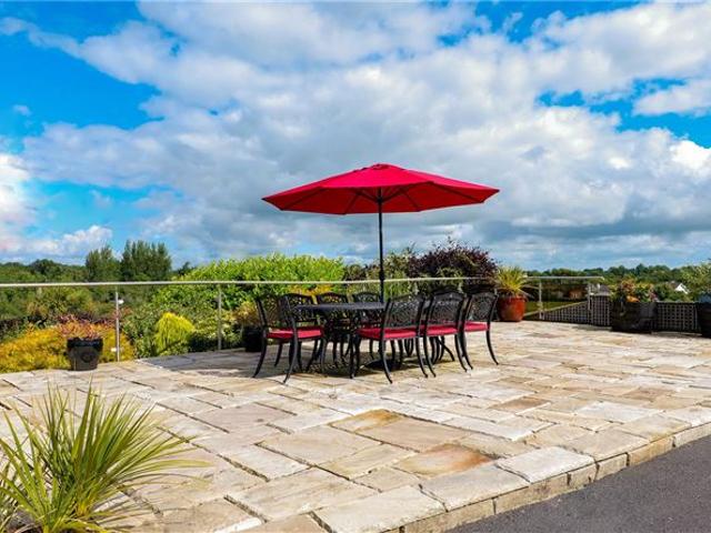 Detached House for sale in Oranmore, Connacht