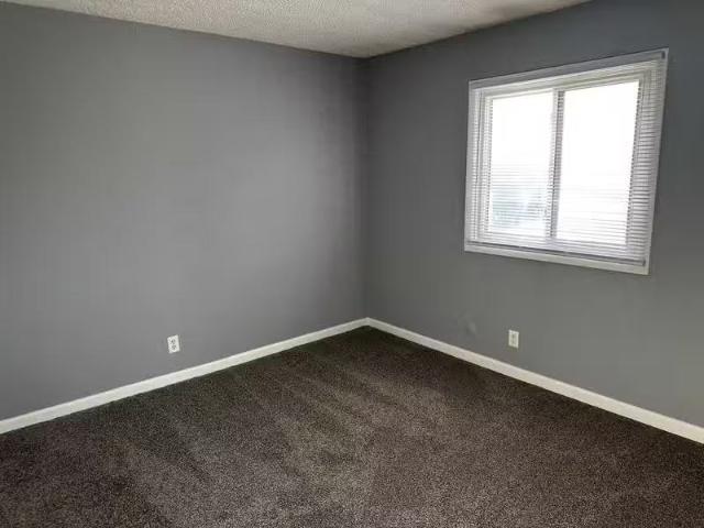 Condo for rent in Bettendorf Condo for rent in Bettendorf