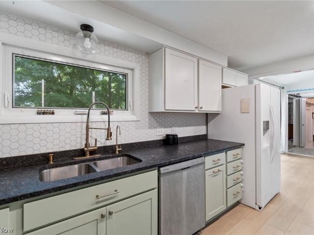 House for sale in The Lakes of Aurora, Aurora