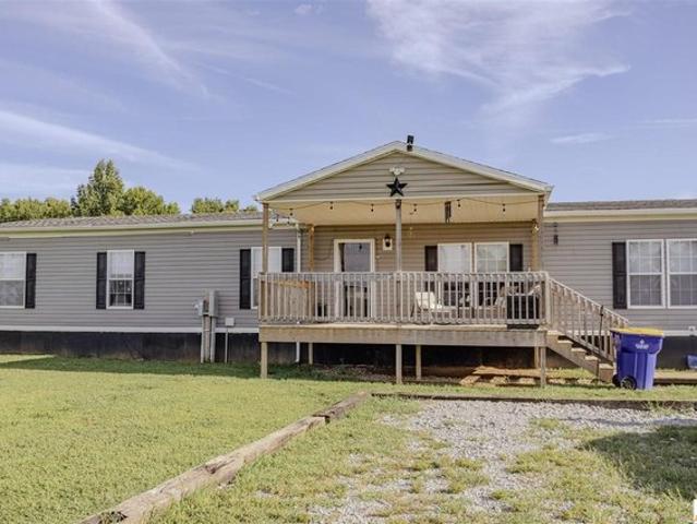 House for sale in Hardyville, Kentucky