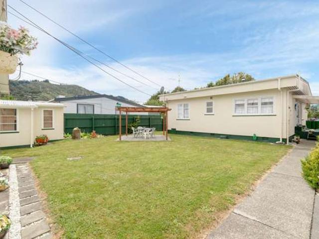 House for sale in Pauatahanui, Wellington