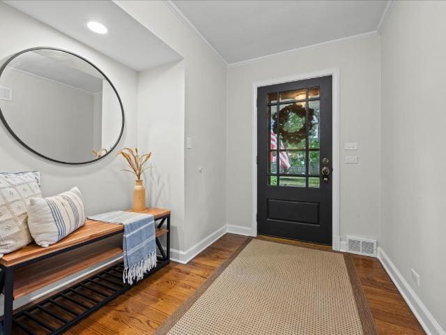 House for sale in Lake Forest, Lake County