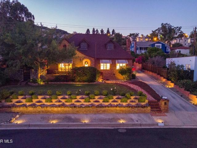 House for sale in Santa Paula, California