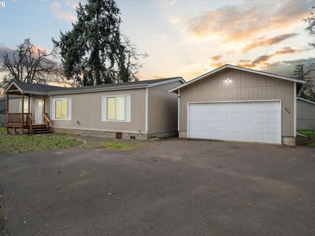 House for sale in Oregonia