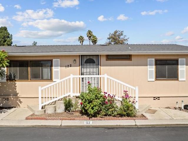 House for sale in Santa Paula, California