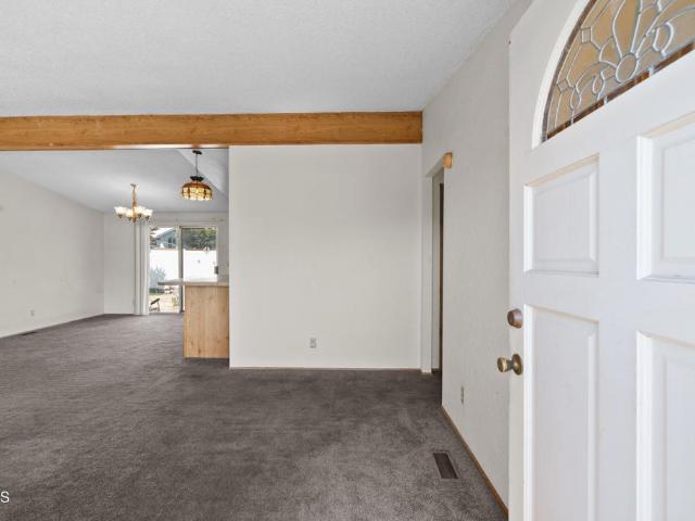 House for sale in Santa Paula, California