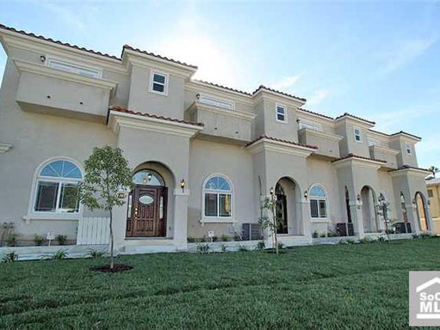 Townhouse for sale in Downey, California