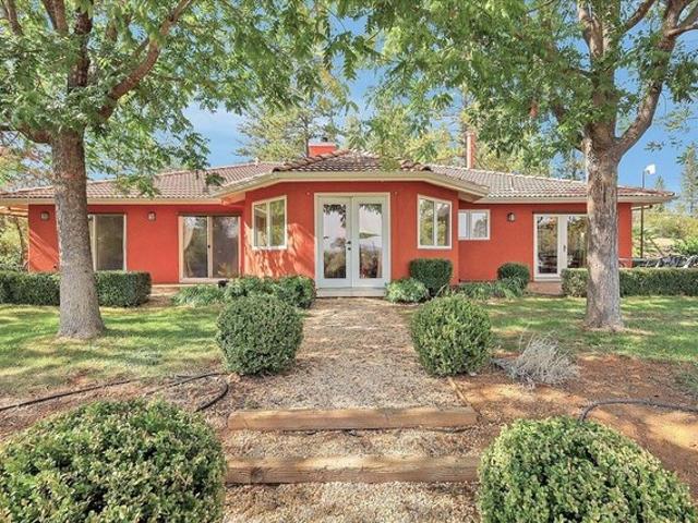 House for sale in Oregon House, Yuba County