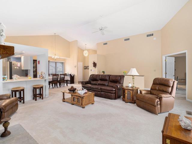 Condo for sale in Bristol