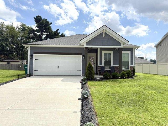 House for sale in Newburgh, Indiana