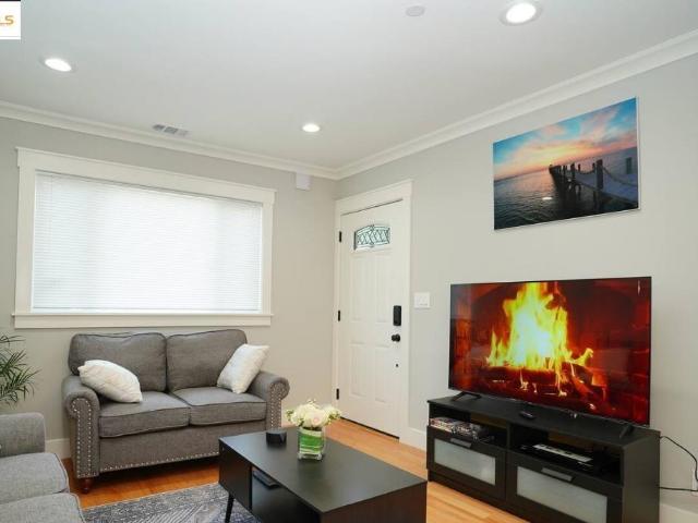 House for sale in Emeryville