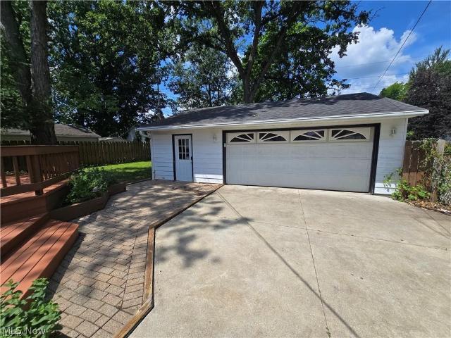 House for sale in Elyria, Ohio