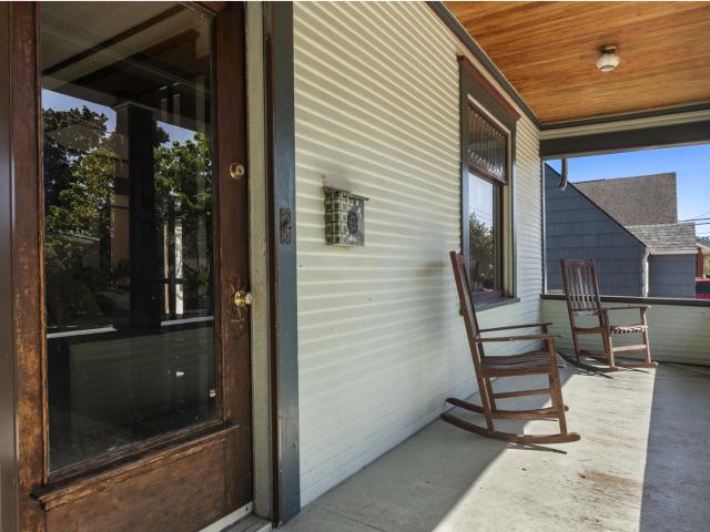 House for sale in Coos Bay, Coos County