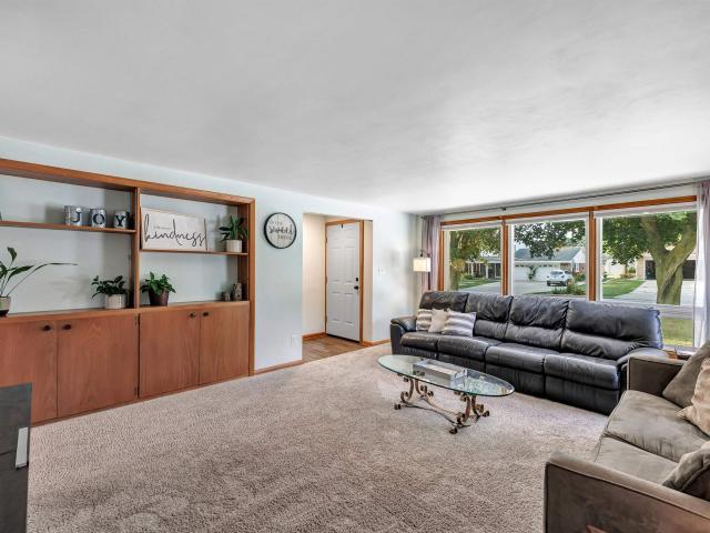 House for sale in Ashwaubenon, Wisconsin