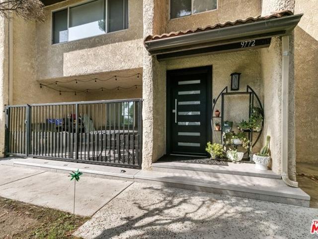 Condo for sale in Burbank, California
