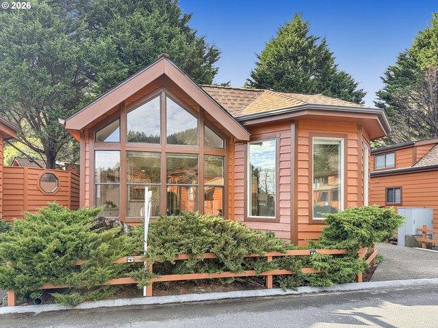 House for sale in Oregonia