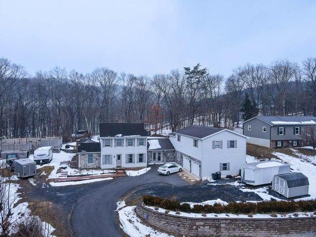 House for sale in Huntingdon, Pennsylvania