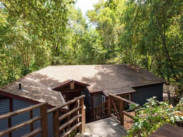 House for sale in Forestville, California