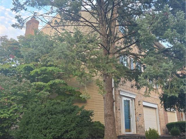 Townhouse for sale in Wescosville, Lower Macungie Township