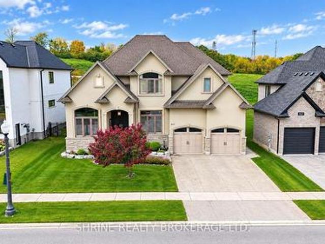 House for sale in Crestwood of Westmount, London