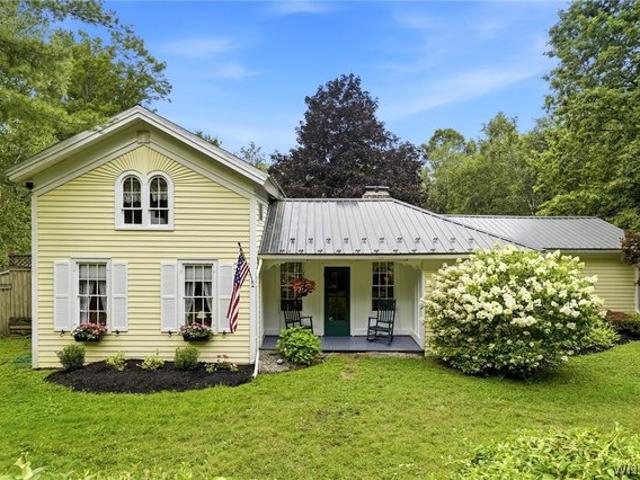 House for sale in Derby, New York