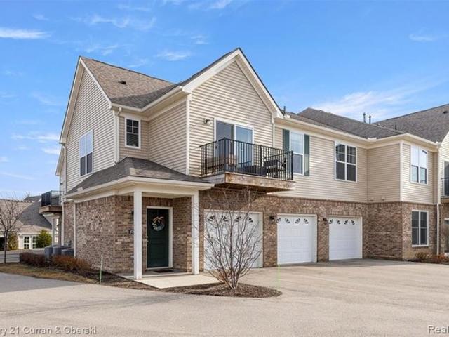 Condo for sale in Hartland, Michigan