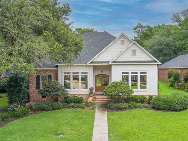 House for sale in Daphne, Alabama