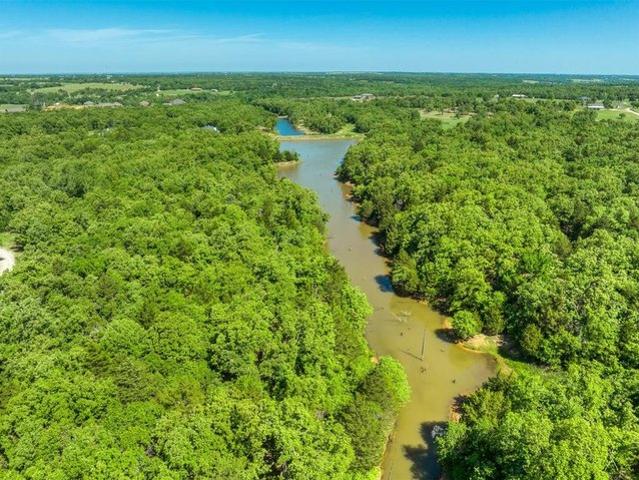 Land for sale in Guthrie, Logan County