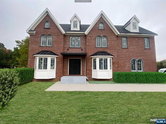 House for sale in Alpine, New Jersey