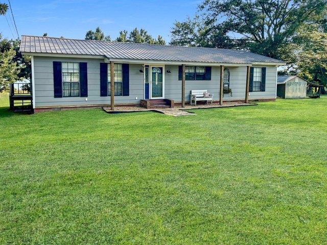 House for sale in Walnut Grove, Mississippi