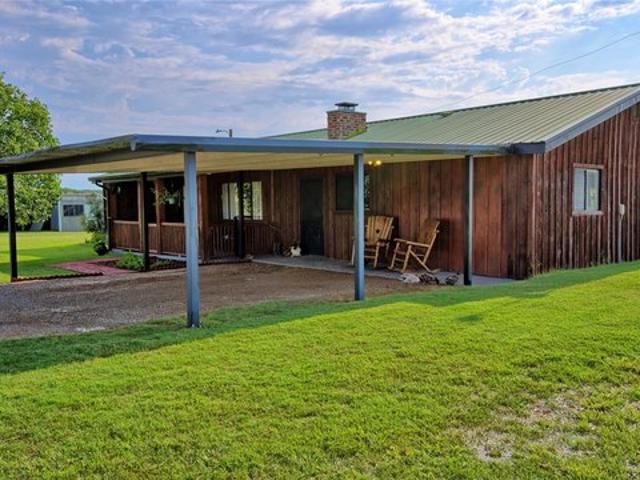 House for sale in Nocona, Texas