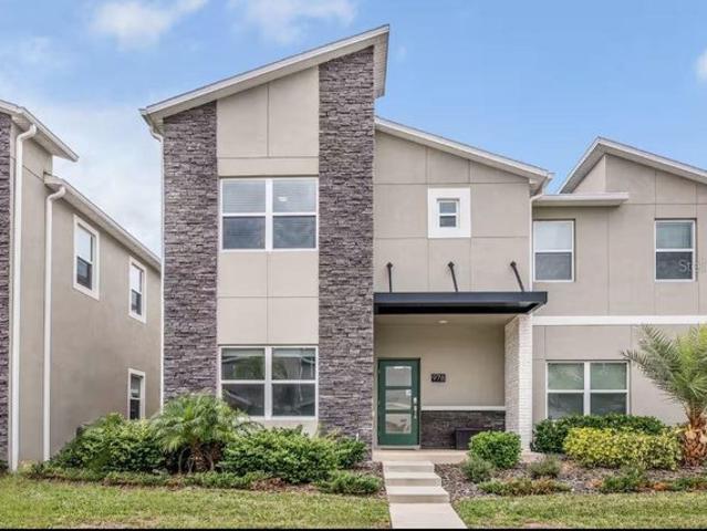 Townhouse for sale in Davenport, Polk County