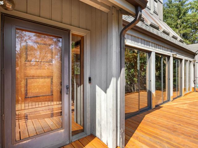 House for sale in Oakland, Douglas County