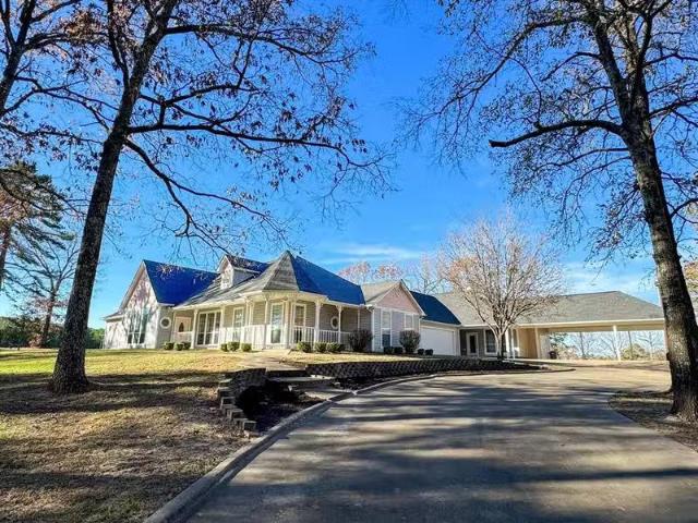 House for sale in Texarkana