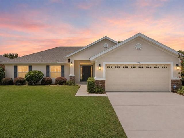 House for sale in Oxford, Florida