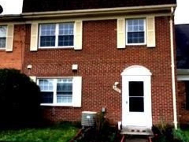 Townhouse for sale in Virginia